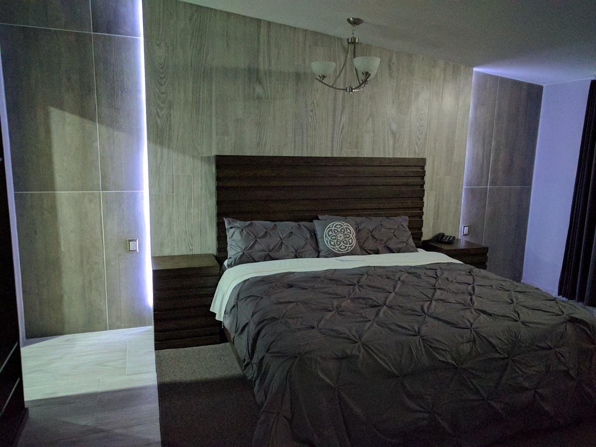 Hotel Aeropuerto Toluca Exteriör bild